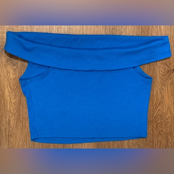Excellent Condition, Urban Outfitters Royal Blue Off Shoulder Crop Top, Sz M - Picture 2 of 5